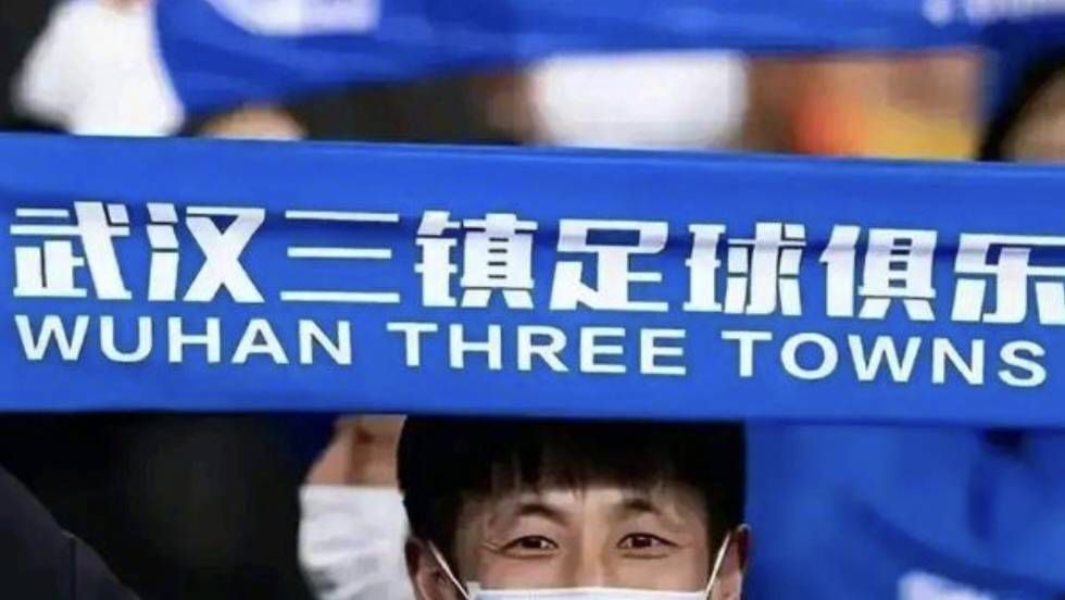 《寒战1994》定档五一 近日，由梁乐民执导的电影《寒战1994》正式官宣定档五一，并发布定档预告及一组定档海报。