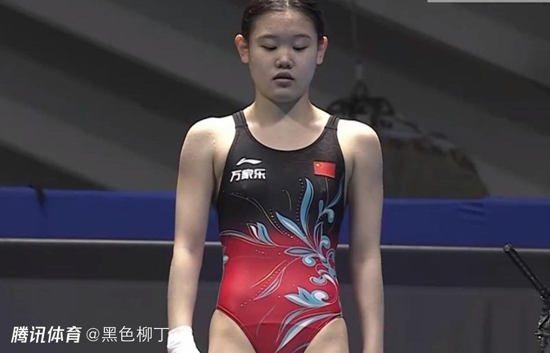雷佳音入驻杜莎夫人蜡像馆 扮蜡像吓人 2020-01-13 1月12日，雷佳音的蜡像正式入驻北京杜莎夫人蜡像馆。