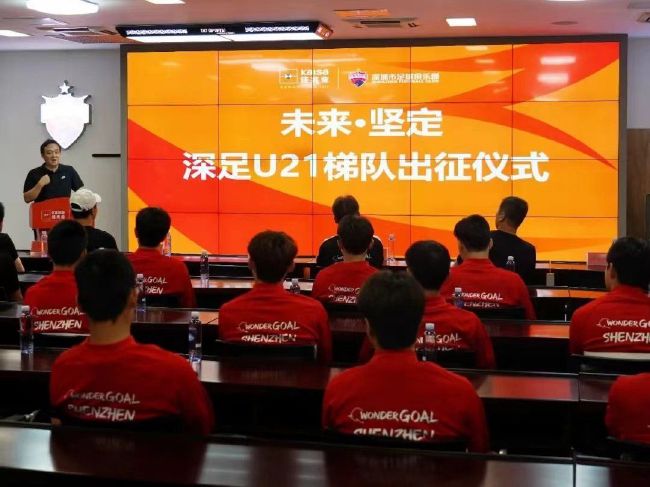 赵露思凌晨分享有猫有狗的修养日常2025-01-21 刘亚仁第二次公审 自曝因抑郁症产生药物依赖吸毒2024-01-23 鹰眼复工主演《金斯顿市长》第三季 晒片场自拍照2024-01-12 休息2日就复工！