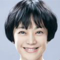 发布会上，福田当被问及“最近无法避免的事情”时，她也大方回答“应该是酒吧，每周要喝5次呢”。