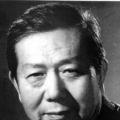 乔杉：我不是第一次了，因为我们很多年前拍过一个戏叫《神探蒲松龄》，但是那次的戏份就非常少。